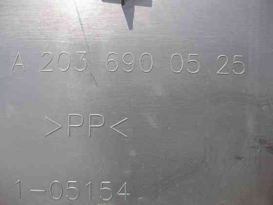 Mercedes-Benz  A2036900525 7C45 Накладка отвору багажника нижня C-Class W203 Одеса