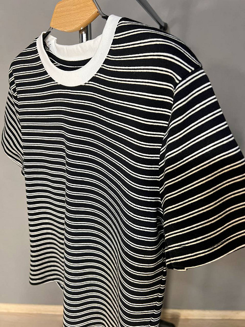 Футболка жіноча A-N 25189 в смужку базова модель середня довжина one size, чорний, one size Київ - фото 4