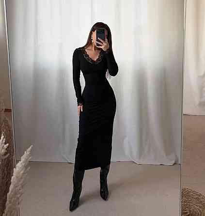 Жіноча романтична елегантна міді сукня і з мереживом віскоза Одеса