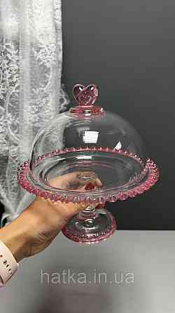 Тортівниця кришка+підставка для торта «Рожеве Серце» 19.5 см прозоре з рожевим обідком у вигляді серця Київ