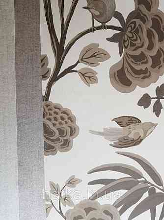 Шпалери флізелінові Decoprint екологічно чисті Daimon квіти листя гілки птиці бежеві, сірі на молочному Київ