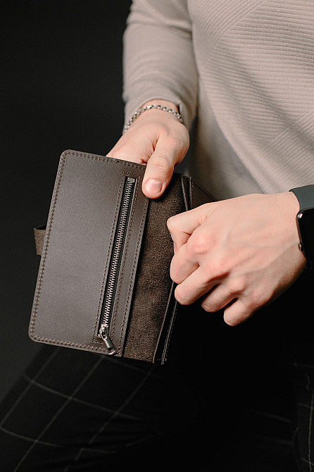 Мужское портмоне из натуральной гладкой кожи SR014 (Коричневый) Сумы - изображение 5