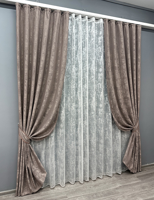 Комплект штор VR-Textil Жаккард Мрамор 200х270 2шт и Тюль 500х270 1669ш-1400т Какао с белым 71-008/6 Киев - изображение 2