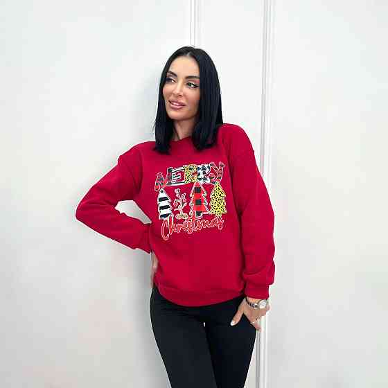 Женский батник с праздничным принтом 