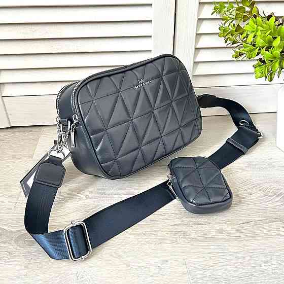 Брендовая женская сумка кросс боди. Женская черная сумка маленькая через плечо. 8862 Киев