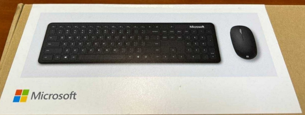 Клавіатура комплект: Microsoft Desktop Bundle BT Black (1AI-00011) Київ - фото 5