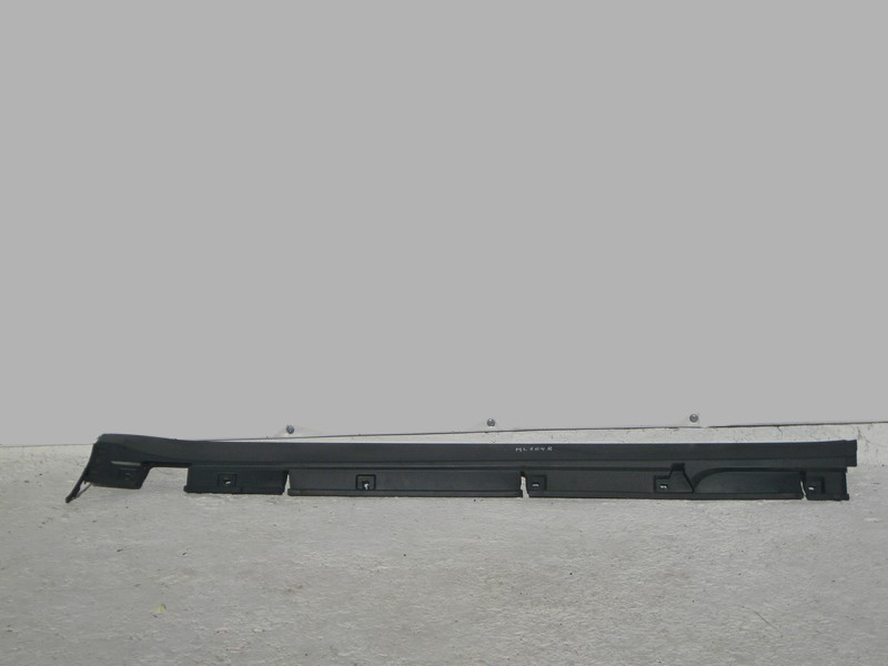 Mercedes-Benz  A1646900240 Порог пластиковий правий з напрямними ML W164 Одеса - фото 2