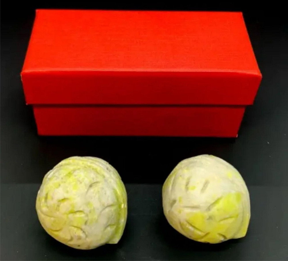 Кулі масажні нефритові у футлярі Горіхи Київ - фото 1
