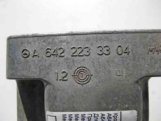 Mercedes-Benz  A6422233304 Кронштейн опори двигуна лівий OM642 V6 3.0 cdi E-Class W212 Одесса