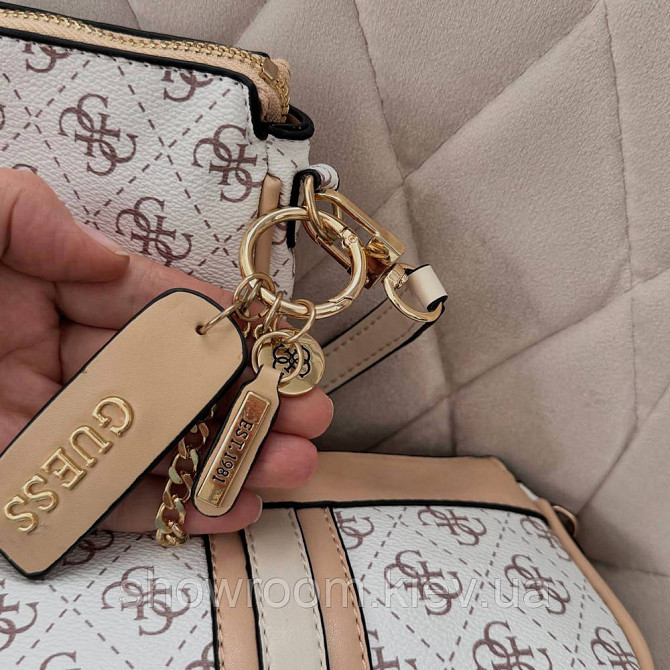 Женская сумочка с органайзером на плечо Guess (1211) белая Киев - изображение 9