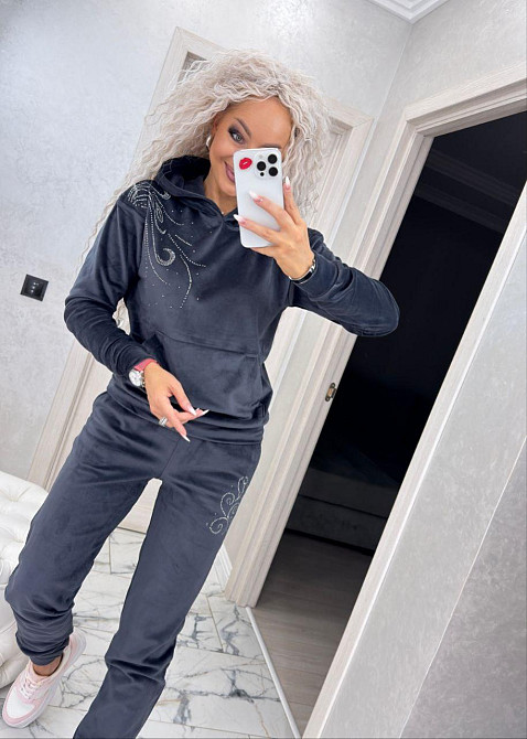 Женский стильный велюровый костюм на флисе. 42-56р Киев - изображение 6