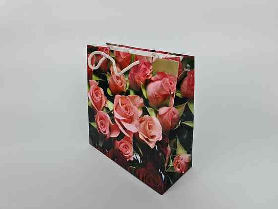 Пакет бумажный подарочный квадратный 23*24*10(артKV-285) (12 шт) Харьков