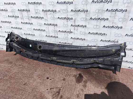 Пластик під лобове скло (жабо) Nissan Note E11 2005-2012 (668629U100) Ковель