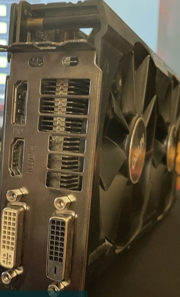 Відеокарта AMD Radeon R9 380 4GB. Київ - фото 1