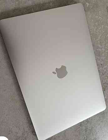 Macbook M1 air 16/256 silver. Киев