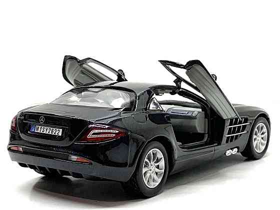 Машина Автосвіт Mercedes slr інерційна відчиняються двері капот 19см Чорний (AP-1898) Чернігів