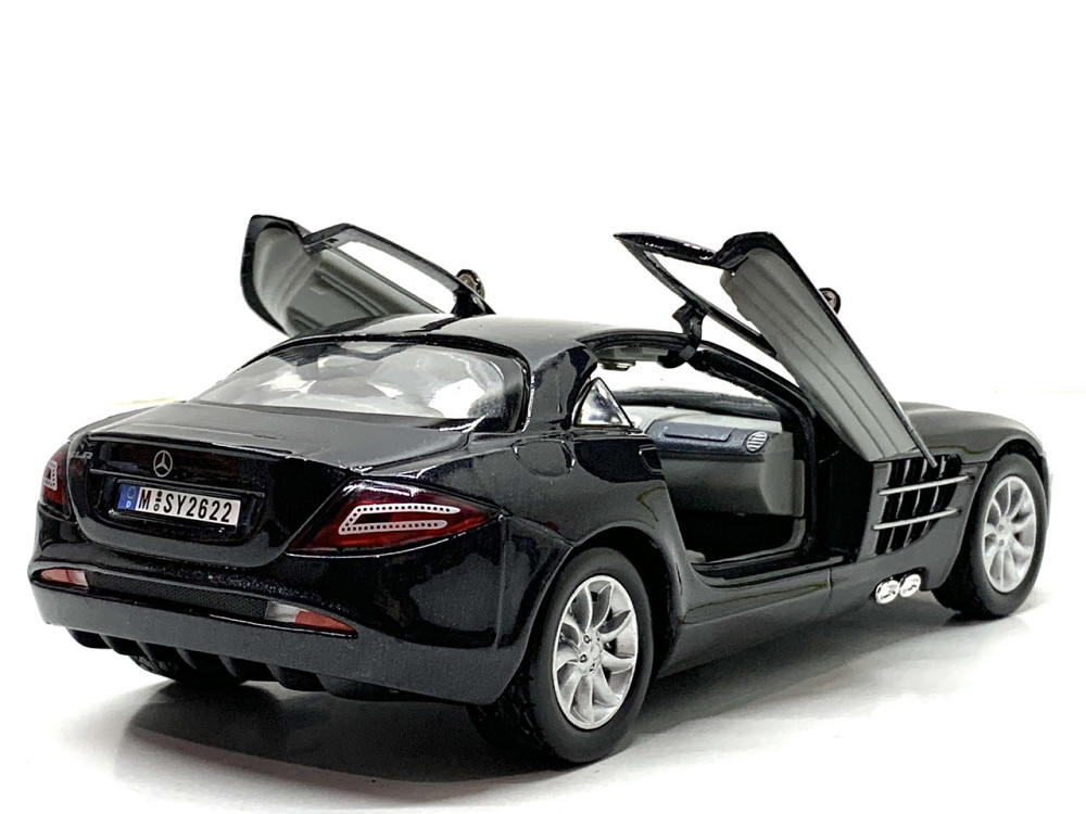 Машина Автосвіт Mercedes slr інерційна відчиняються двері капот 19см Чорний (AP-1898) Чернігів - фото 2