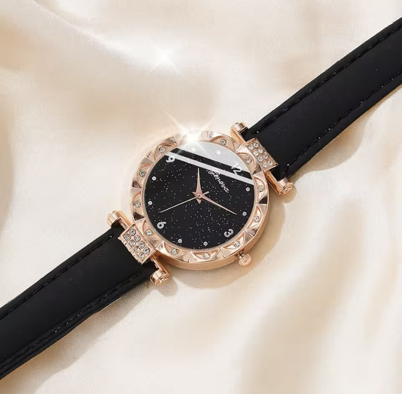 Подарочный набор для женщин наручные часы браслет кольцо ожерелье и серьги без подарочной коробки черный Киев - изображение 2