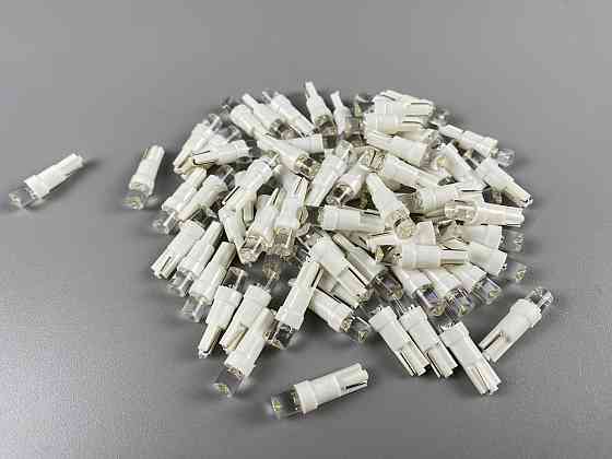 Лампа LED робоче світло 12V цоколь T5 для внутрішнього освітлення авто, лампа на панель приладів Мукачево