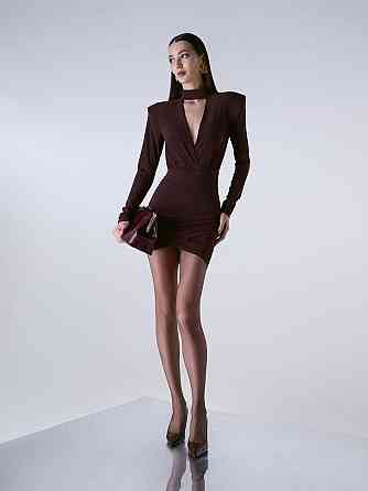 Жіноча приталена міні сукня з плечиками та чокером з турецького трикотажу масло Одеса