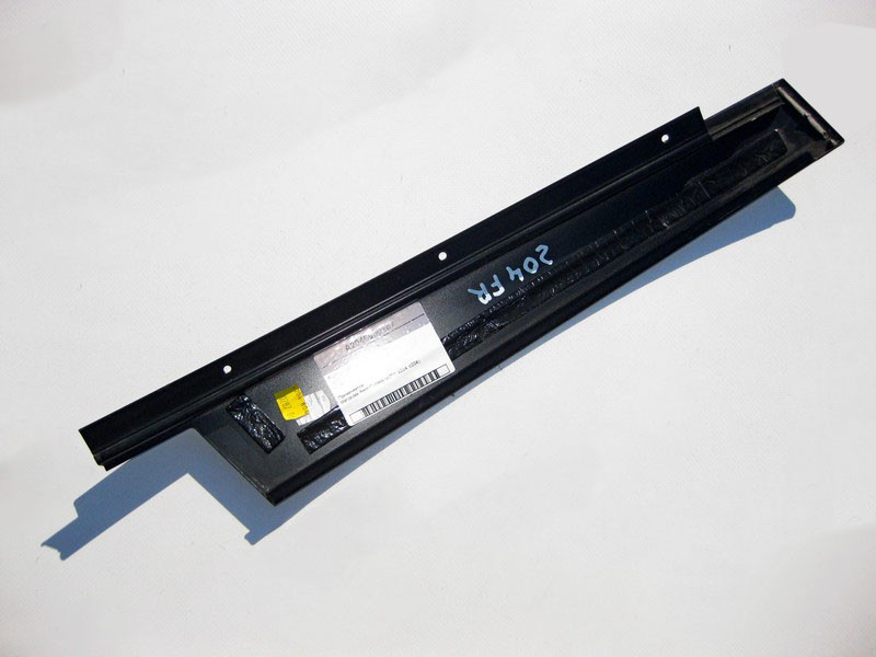 Mercedes-Benz  A2046900287 Вертикальна накладка скла передніх правих дверей Classic C-Class W204 Одесса - изображение 2