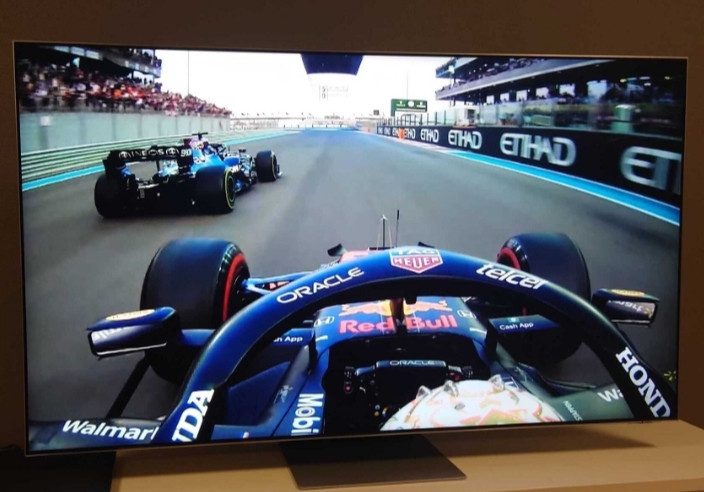 Телевизор: 75