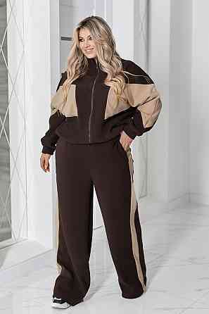 Спортивный флисовый костюм 