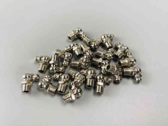 Маслянка М8x1 кутова 900 Мукачево