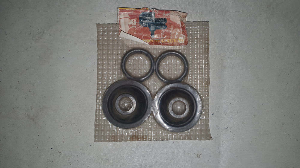 Ремкомплект передних тормозных цилиндров ГАЗ-2410. Харьков - изображение 1