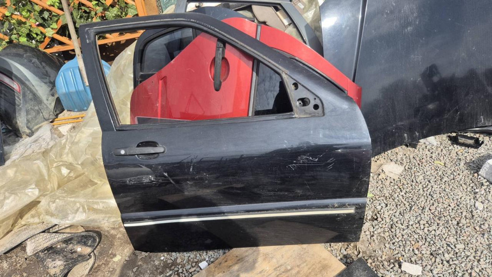 Передня права дверка Чері Амулет Київ - фото 1