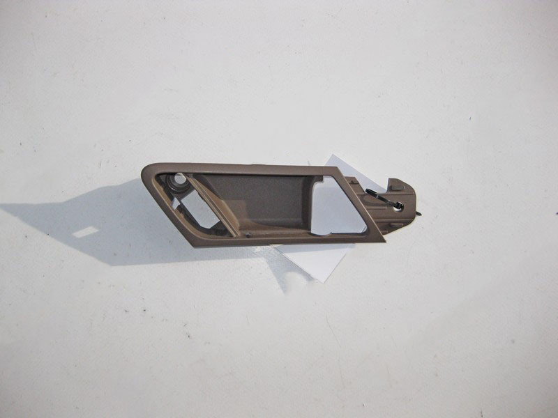 Mercedes-Benz  A1647660264 1A28 Накладка передньої правої внутрішньої ручки дверей коричнева ML W164 GL X164 Одеса - фото 1