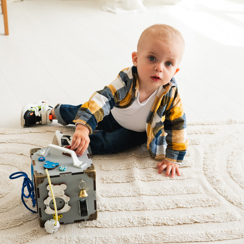 Маленький Бізікуб 15*15*15 Сірий дитячий куб Мінібізикуб для хлопчика Бізіборд Тернопіль - фото 5