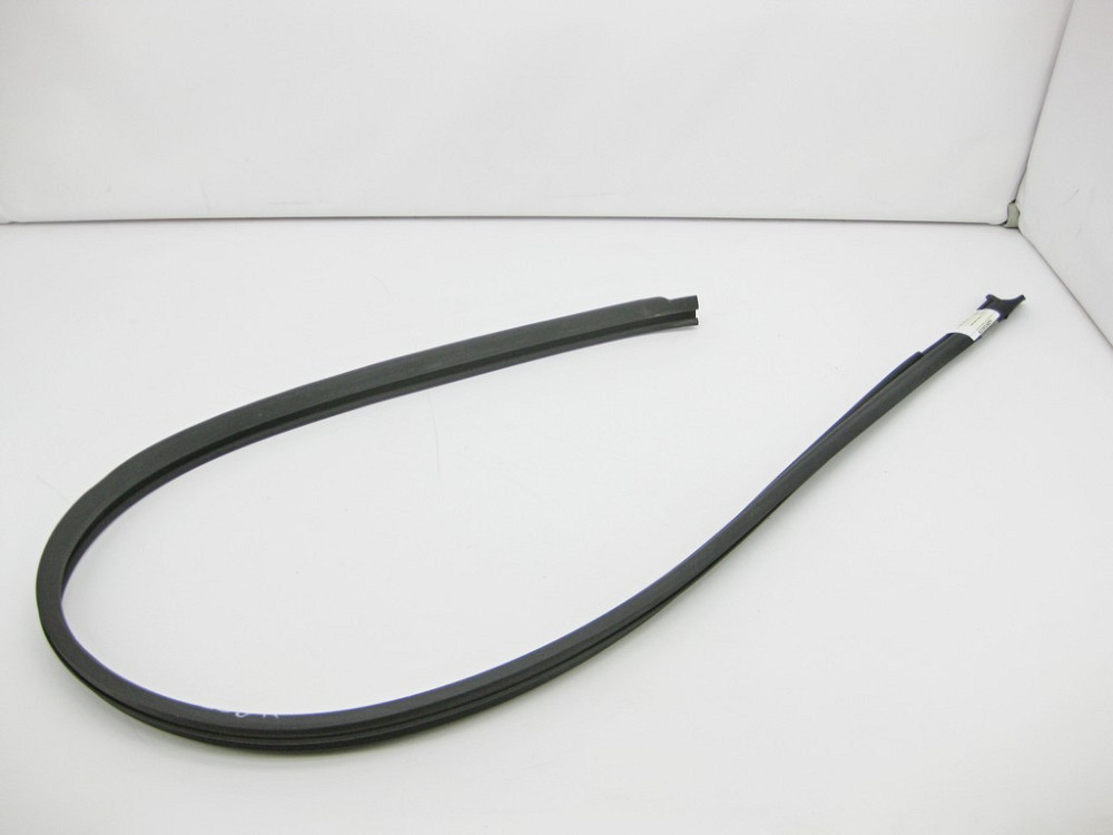 Mercedes-Benz  A2097200278 Ущільнювальна гумка правих дверей CLK C209 Одесса - изображение 2