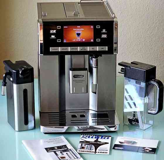 Кофемашина Delonghi PrimaDonna Exclusive . 8 тыс.чашек. Киев