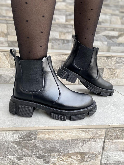 Жіночі черевики з натуральної шкіри весняні демісезонні чорні р. 38-40 (4348) / Шкіряні черевик Коломыя - изображение 1