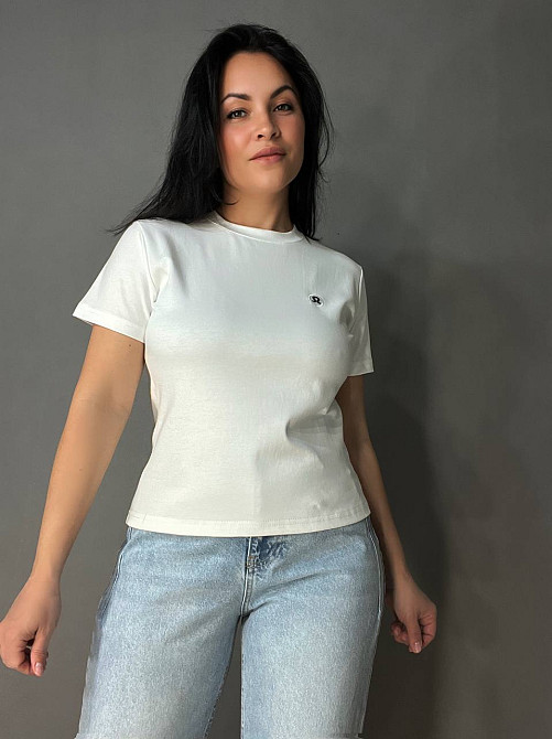 Футболка женская A-N 26048 базовая средняя длина классическая вышивка омега, белый, one size Киев - изображение 4