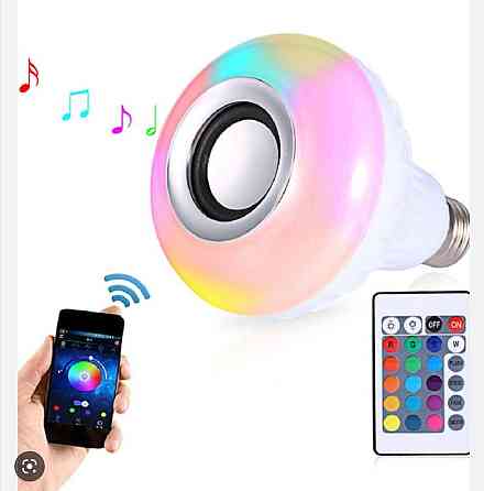 Светодиодная Smart лампа с колонкой в патрон Е27, музыкальный светильник с динамиком и пультом управления Каменец-Подольский