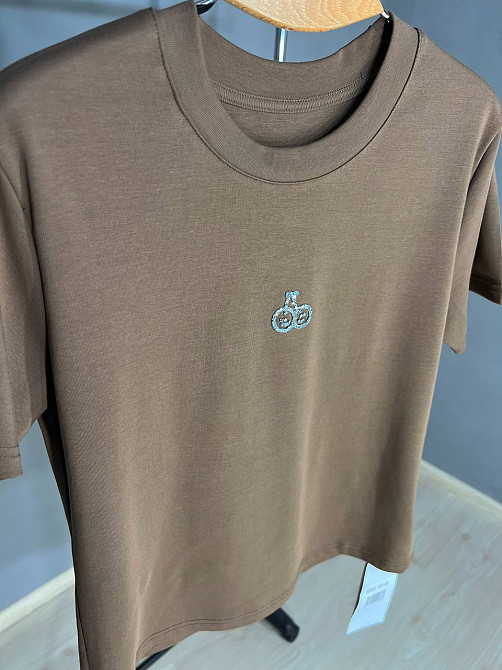 Футболка жіноча A-N 911-20 середня довжина вишня камінчики one size, коричневий, one size Київ - фото 5