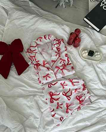 Женская стильная новогодняя пижама софт принт Одесса