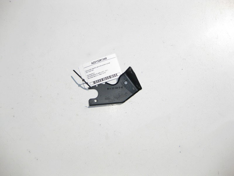 Mercedes-Benz  A2213281340 Кронштейн заднього датчика рівня кузова S-Class W221 CL C216 Одесса - изображение 1