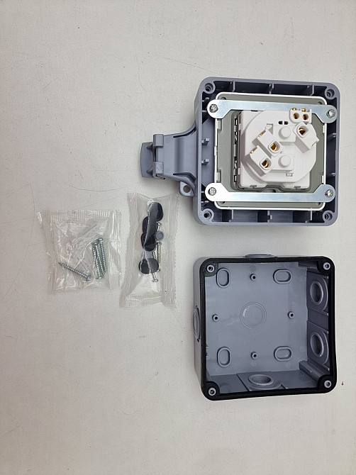 Зовнішня водонепроникна розетка з вимикачем SHYOSUCCE (товар вживаний) Луцк - изображение 4