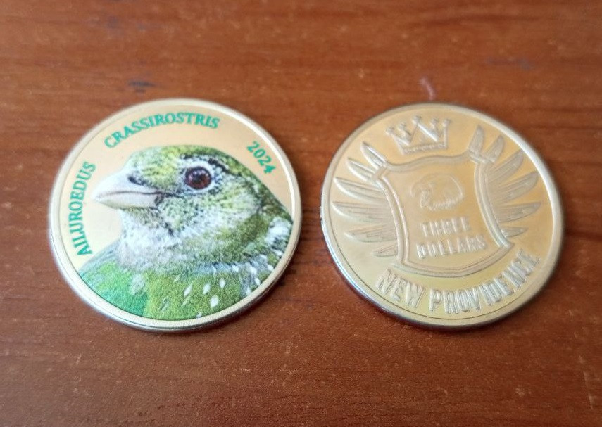 Нью Провіденс 3 доллара 2024 пташка AILUROEDUS CRASSIROSTRIS Полтава - фото 1