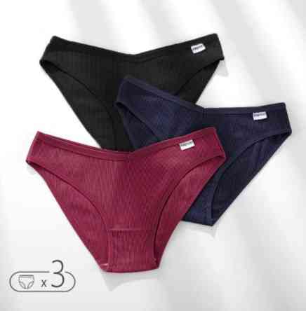 Жіночі труси 54 розмір, з квітковим принтом, 95% бавовна, 5% лайкра Київ