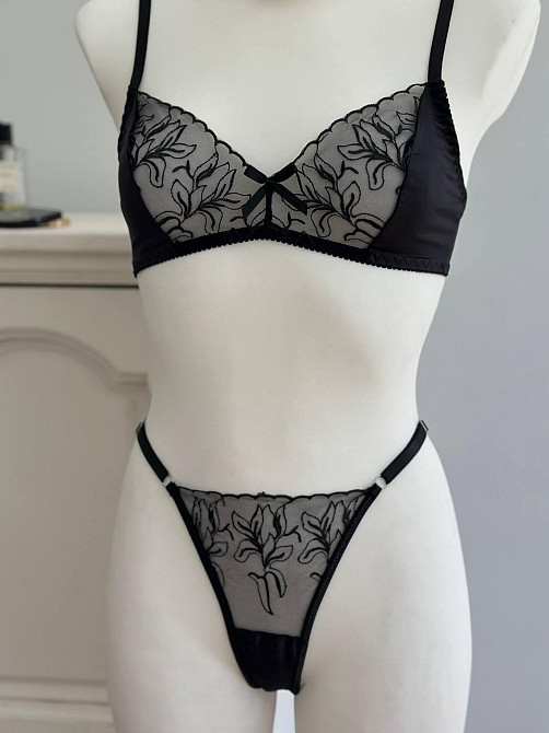 Чорна жіноча еротична сексуальна білизна з мереживом прозора з квітковою вишивкою для сексу XL Одеса - фото 4