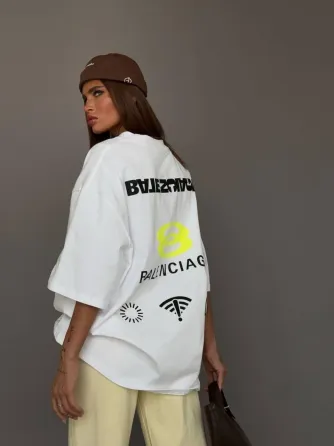 Футболка жіноча з принтом  48 Біла 2664087577 Дніпро