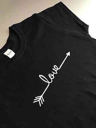 Женская\Мужская футболка с надписью love Черновцы