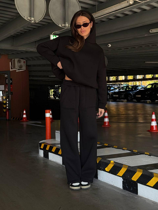 Базовый женский костюм с объемным худи Черный 42/46 Харьков - изображение 1