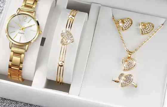 Подарунковий набір для жінок Серце з камінням наручний годинник каблучка каблучка браслет намисто та сережки золотий Київ