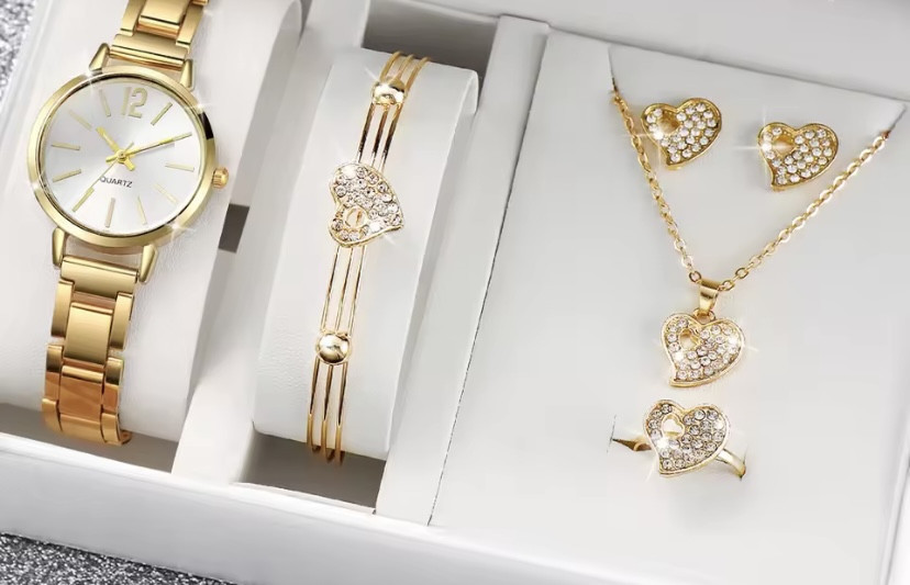 Подарунковий набір для жінок Серце з камінням наручний годинник каблучка каблучка браслет намисто та сережки золотий Київ - фото 2