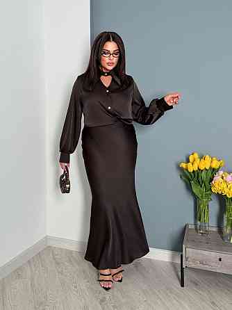 Женская стильная блуза свободного кроя с вшитым воротником-чокером на пуговицах итальянский шелк Шоколад, 48/52 Одесса